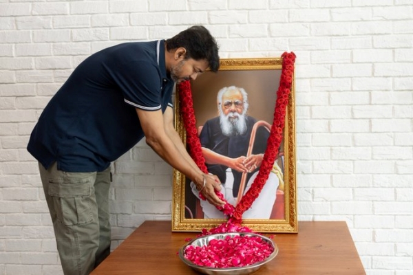 blue sattai maran vijay tvk