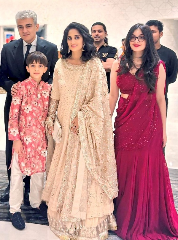 ajithkumar ajithkumar daughter pv sindhu wedding