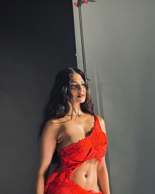 malavika mohanan virat kohli malavika mohanan virat kohli