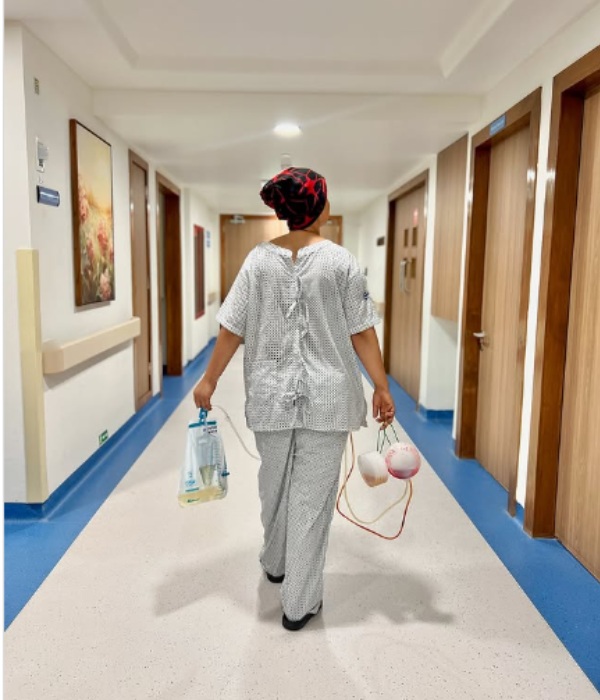 hina khan breast cancer