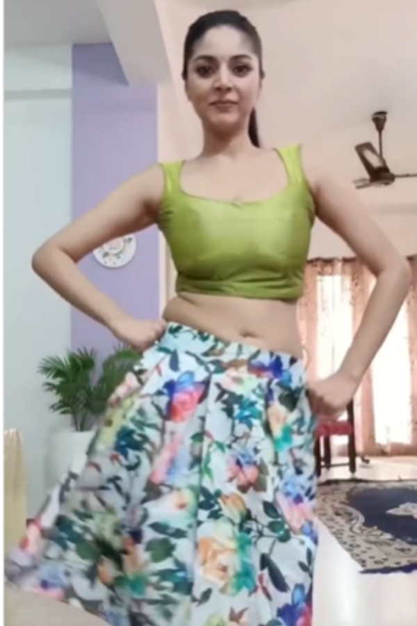 sanam shetty pushpa 2 rashmika mandana allu arjun