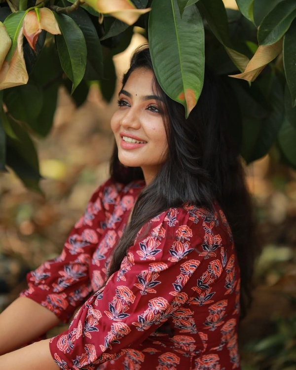 bigg boss tamil anshitha