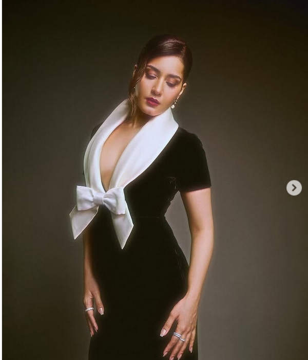 raashi khanna photos