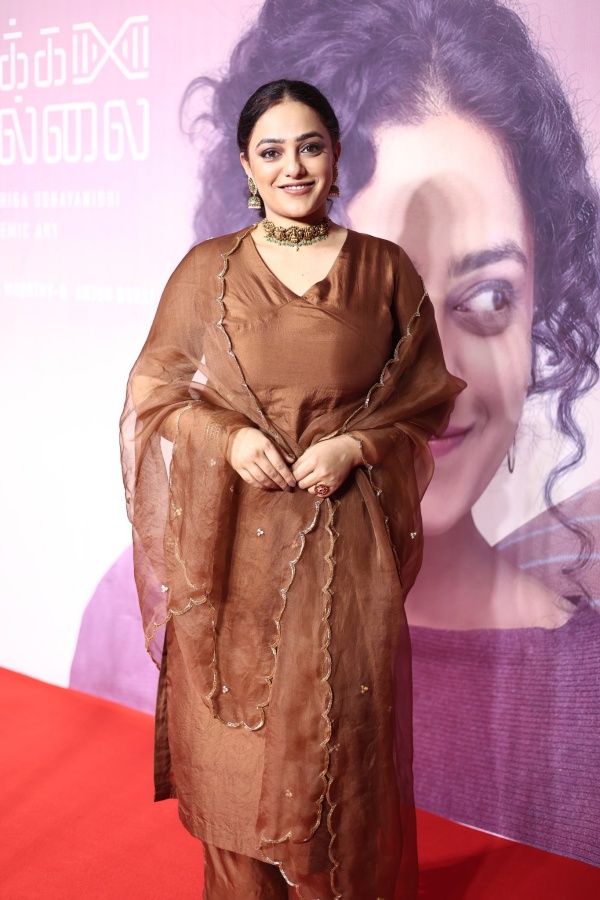 nithya menen mysskin kadhalikka neramillai