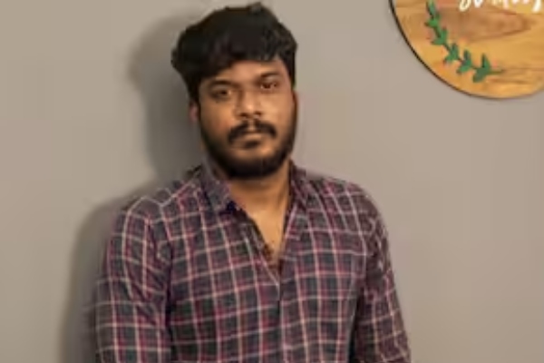 kudumbasthan manikandan