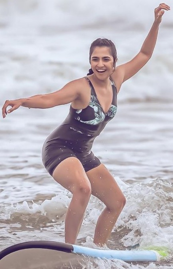 new year 2025 year ender 2024 heroine 2025