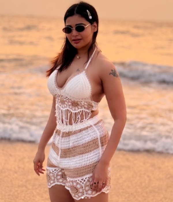 dharsha gupta photos