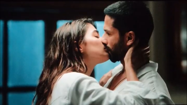 deva pooja hegde liplock