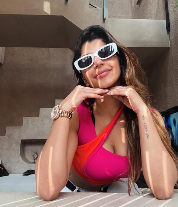 yashika aannand bigg boss tamil game changer