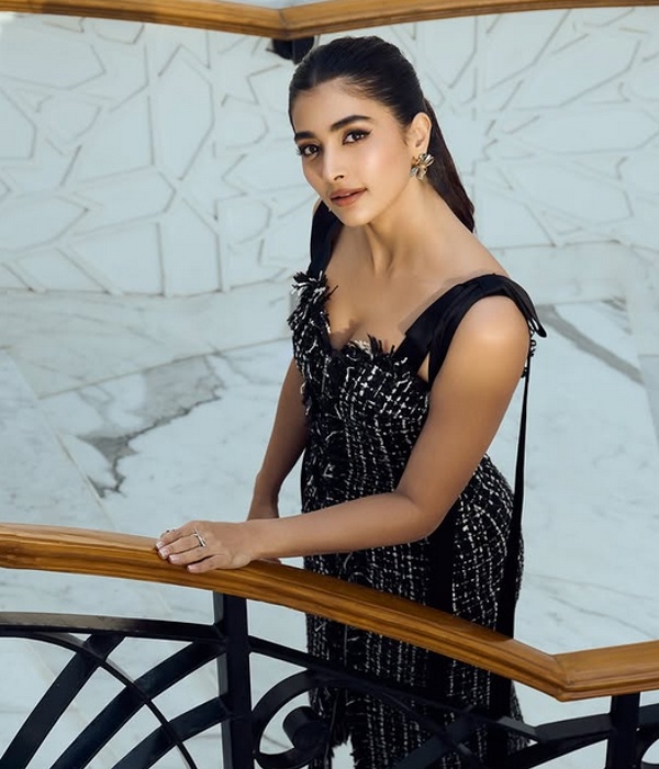 pooja hegde jana nayagan instagram post