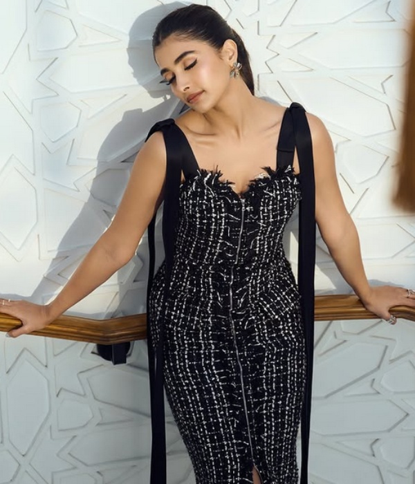 pooja hegde jana nayagan instagram post