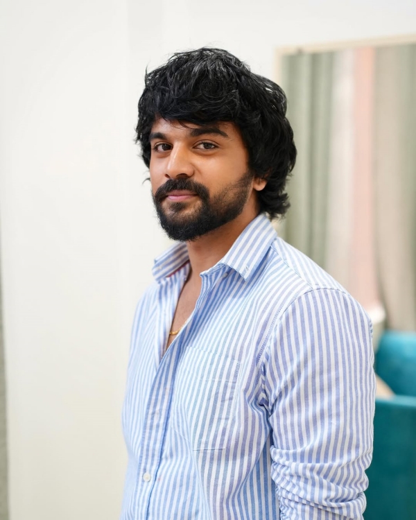 bigg boss tamil pavithra janani rayan 8