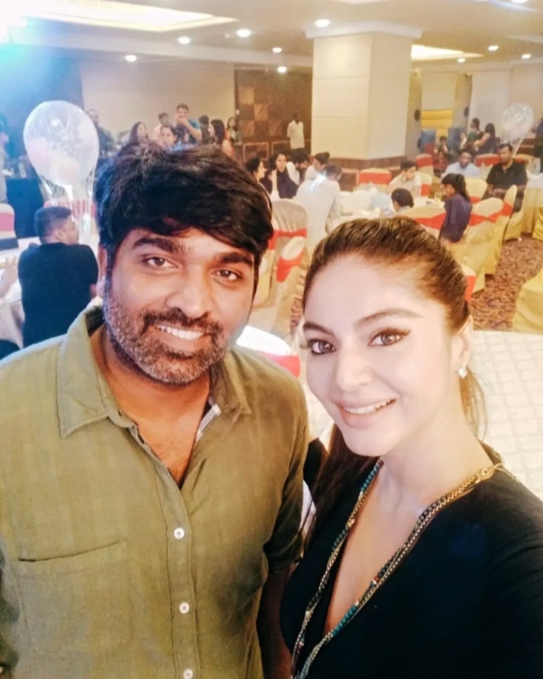 bigg boss tamil sanam shetty soundariya bigg boss tamil sanam shetty soundariya