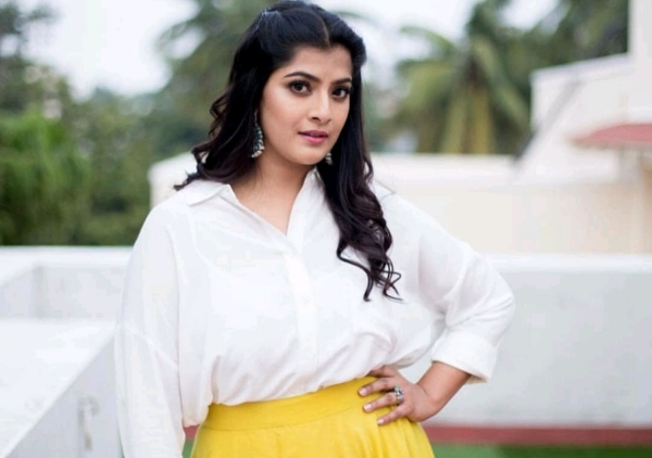 Varalaxmi sarathkumar dance jodi Dance Tamil Heroine