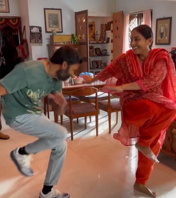 NEEK Dhanush Saranya Ponvannan NEEK Dhanush Saranya Ponvannan