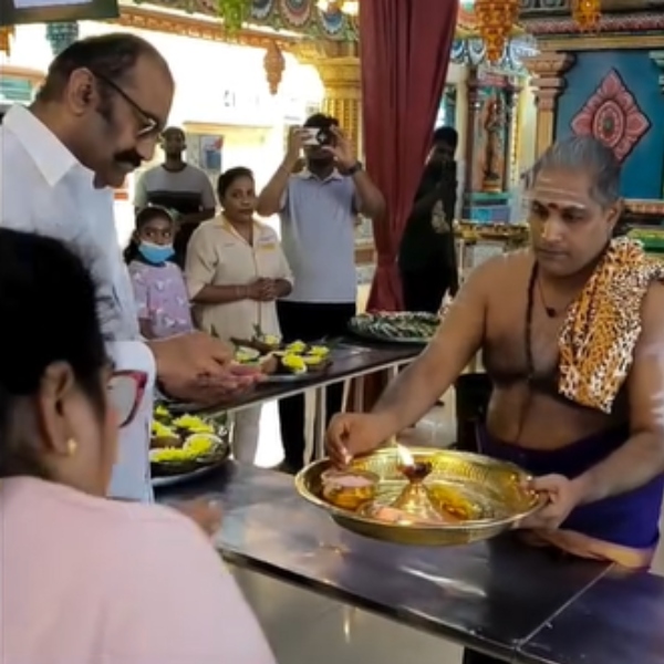 Nepoleon Thailand tour