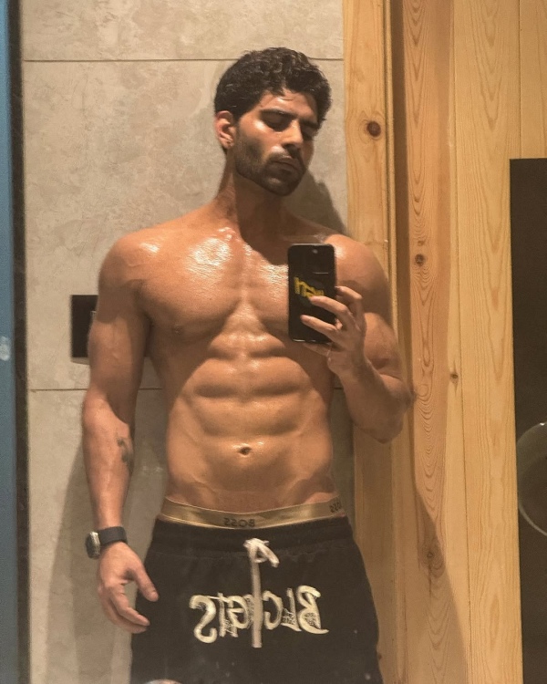 Fire Balaji Murugadoss Chandini Tamilarasan Sakshi Agarwal