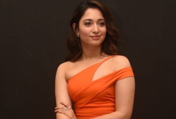 Aadhik Ravichandran GBU Female Charactor