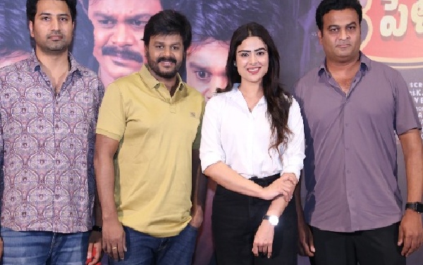 heroines-rejects-offer-from-saptagiri-movies