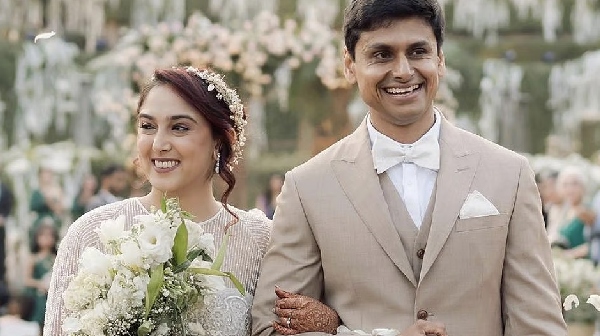 Aamir Khan daughter Ira Khan cried at her car photos sparks divorce rumours