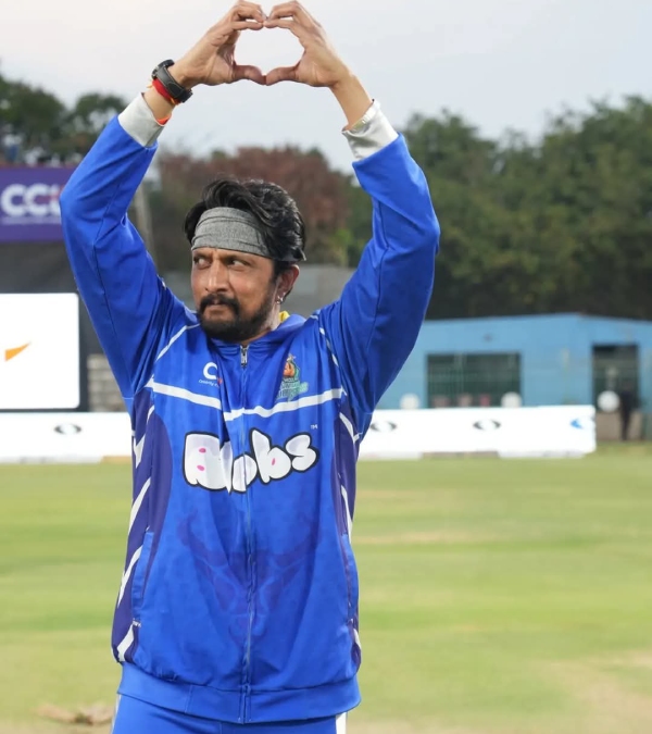 மைதானத்தில் கிச்சா சுதீப்