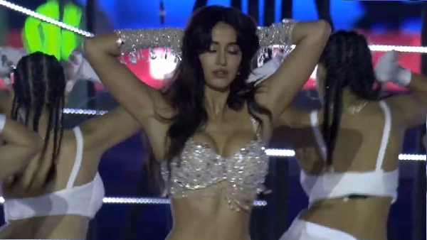IPL 2025 Inogaration Actress Disha Patani Glamour Dance Makes Internet Fire