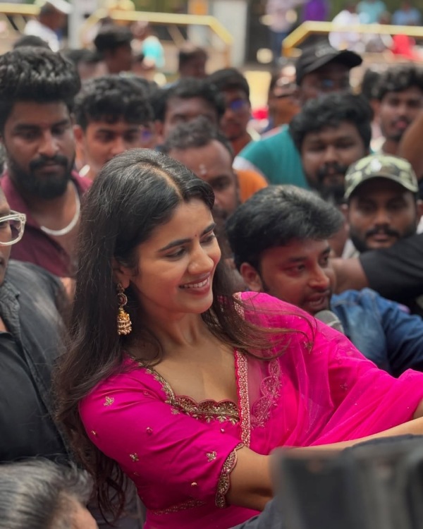 Muthukumaran Soundariya James Vasanthan Bigg Boss 8