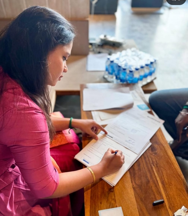 VJ manimegalai Television