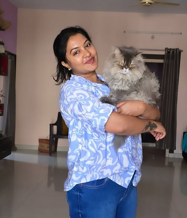 Rachitha Mahalakshmi heroine Fire