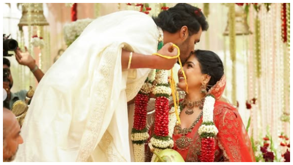 Pavani reddy Ameer throwback