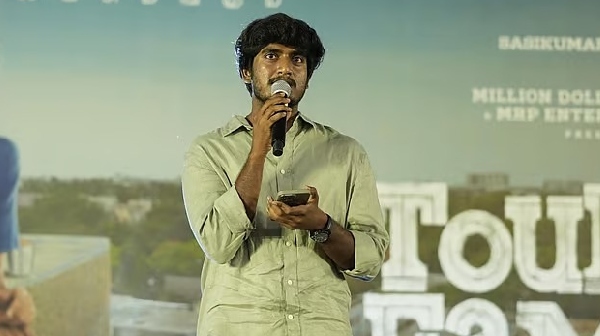 actor-samuthirakani-praises-the-film-tourist-family