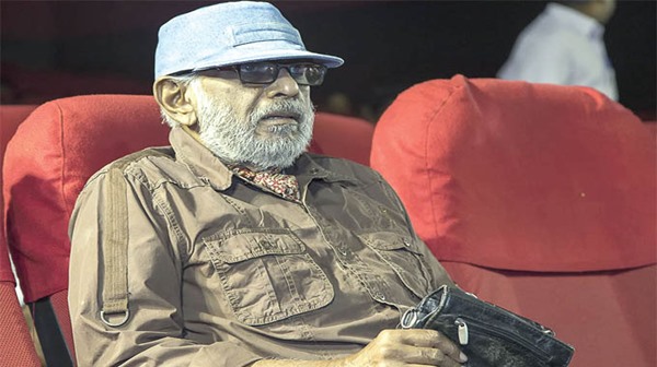 Actress Mounica has spoken openly about her relationship with Balu Mahendra