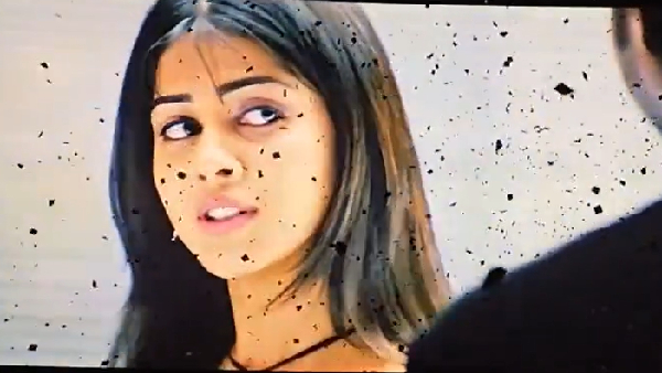 TVK Thalapathy Vijay Sachein Rerelease Fans Celebration in Theatre Video