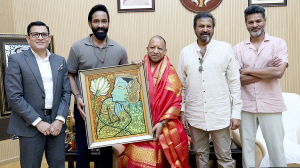 Prabhudeva meets Yogi Adithyanath