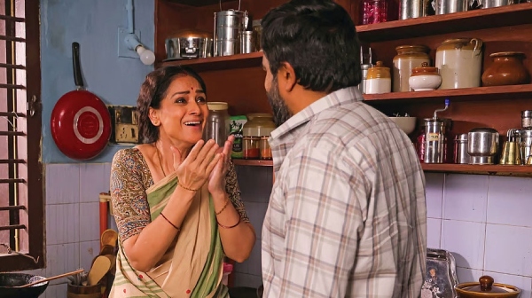 Tourist Family Review in Tamil