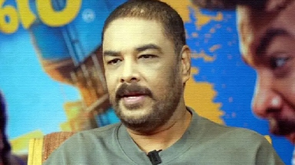 Director Sundar C spoke about his experience of acting in the film thalainagaram