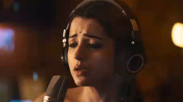 Fans happy after Trisha shares Enna Venum Unakku post in her Twitter handle