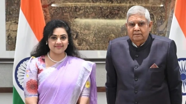 Blue Sattai Maran says actress Meena will join BJP here are full details