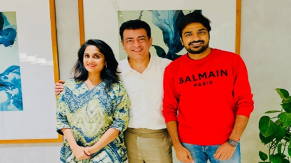 Comedy Actor Sathish Met Ajith And Shalini Here are Details