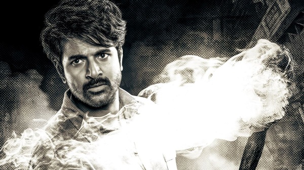 Sivakarthikeyan gave a gift to Good Night director Vinayak Chandrasekaran