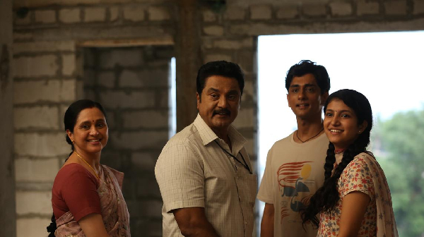 3BHK Movie Review in Tamil  Sarathkumar  Siddharth holds the movie strongly