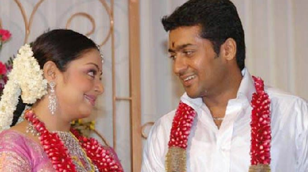 Cheran is the first choice for Pachaikili Muthucharam but due to Jyothika Marriage hero changed