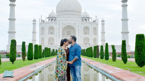 Jana Nayagan actress Priyamani spends lovable time at Taj Mahal with her husband
