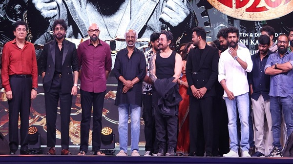 Rajinikanth Roasts Lokesh Kanagaraj for calling him a Kamal fan at the Coolie Audio Launch Rajinikanth Roasts Lokesh Kanagaraj for calling him a Kamal fan at the Coolie Audio Launch