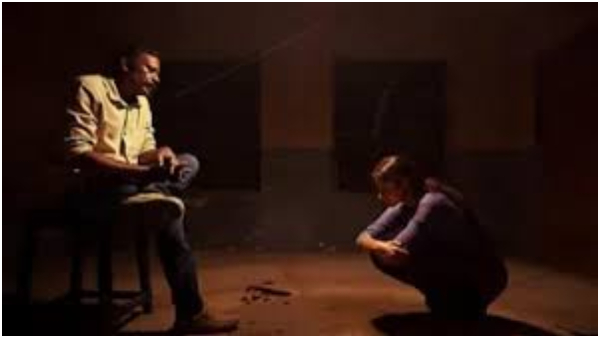 Manushi vetrimaaran Andrea