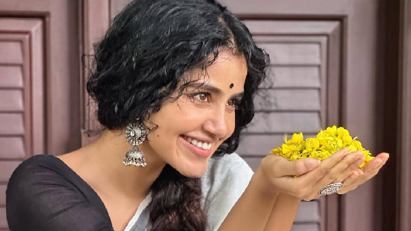 Anupama Parameswaran Opens About She wasn t comfortable Tillu Square Movie role