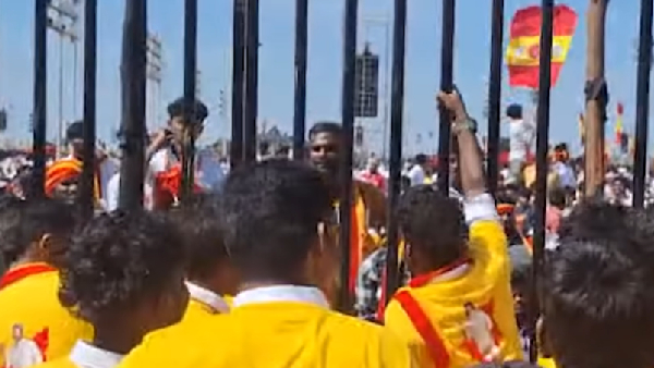 TVK Vijay Madurai Maanadu Grease application tasks on barrier bars TVK Vijay Madurai Maanadu Grease application tasks on barrier bars