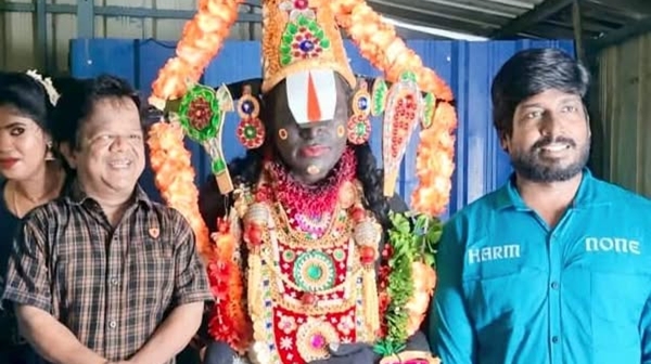 incident of actress Sujatha throwing actor King Kong has been revealed