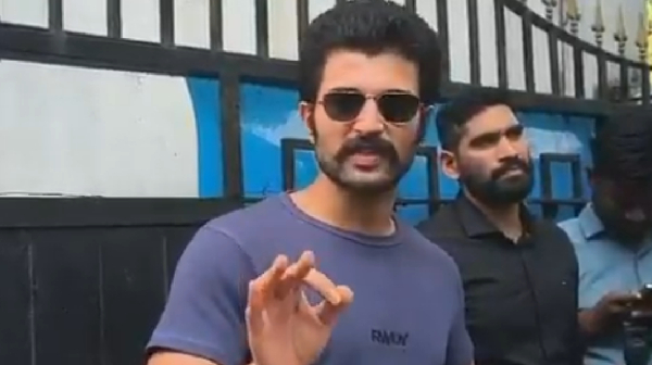 Vijay Deverakonda explain to press and media about his ED investigation and online betting app case Vijay Deverakonda explain to press and media about his ED investigation and online betting app case