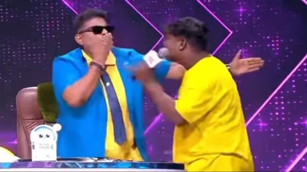 video of Mysskin dancing on Vijay Tv s Airtel Super Singer 11 has gone Trending